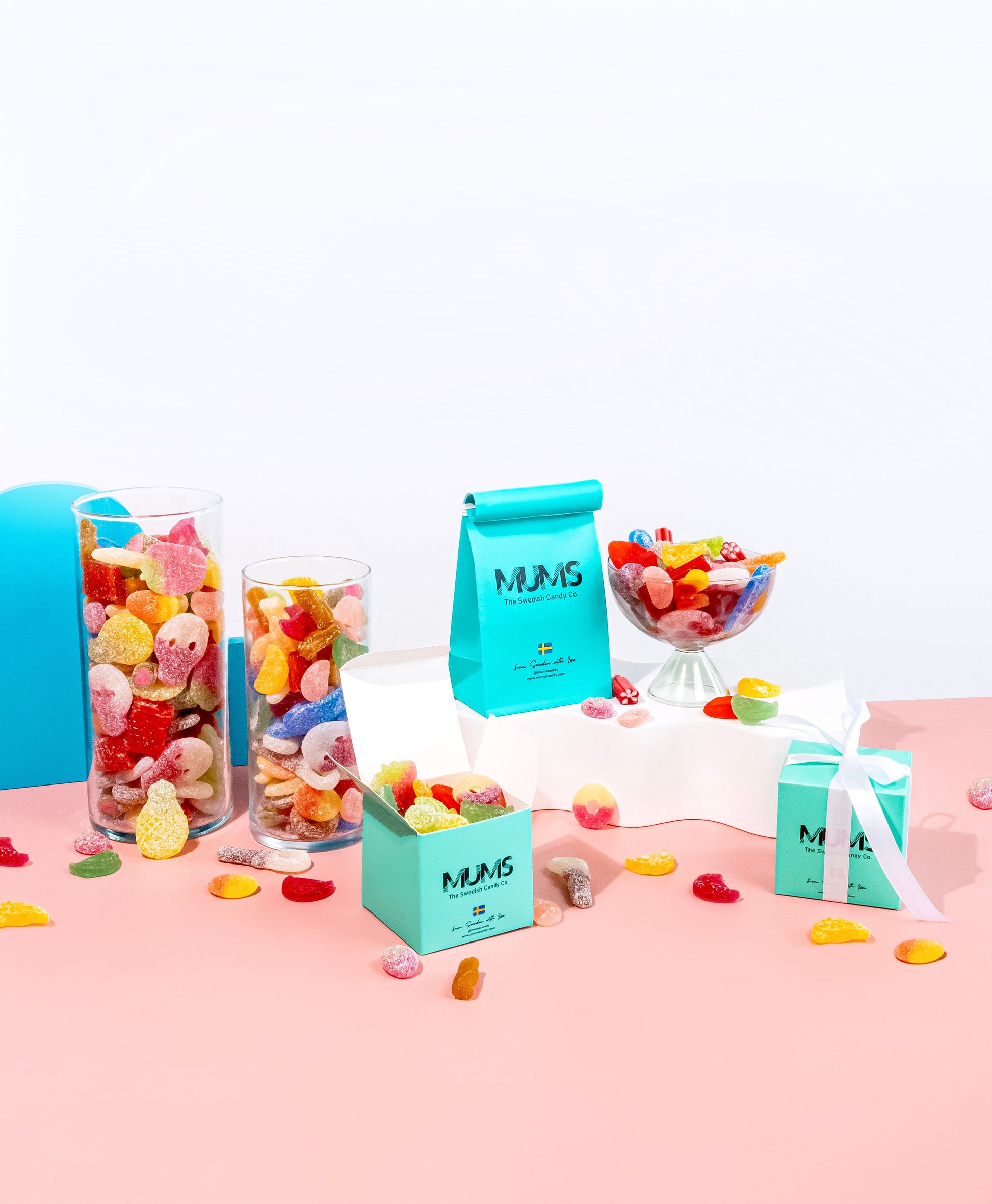 Sweet and Sour Swedish Mix With BUBS - Mums - The Swedish Candy Co.